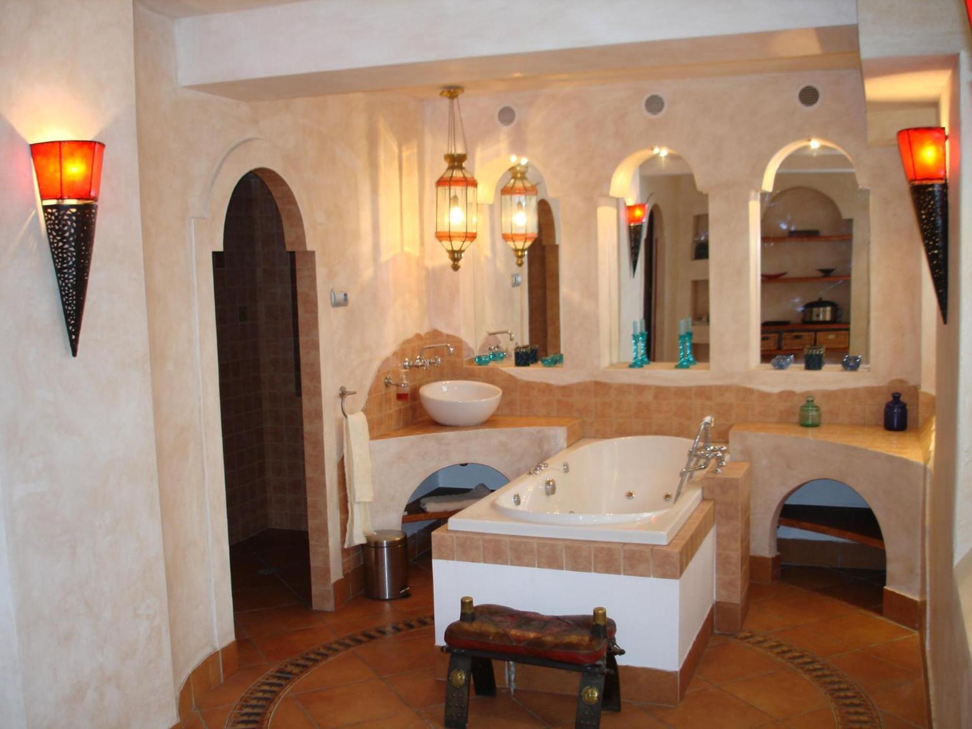 Palac Nieznanice Zabytek Goscinny Ze Spa Kültér fotó